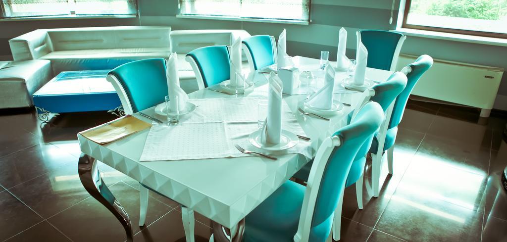 Astana Park Hotel Dış mekan fotoğraf
