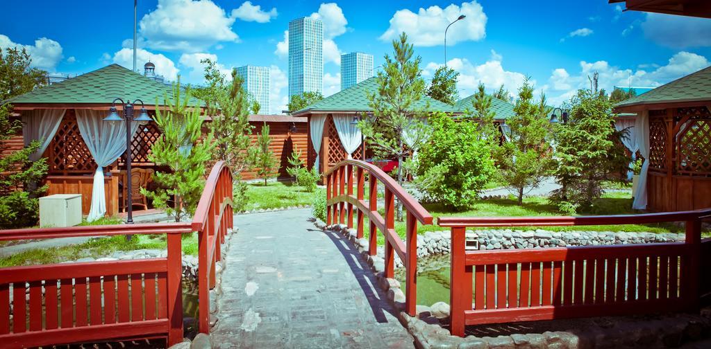 Astana Park Hotel Dış mekan fotoğraf